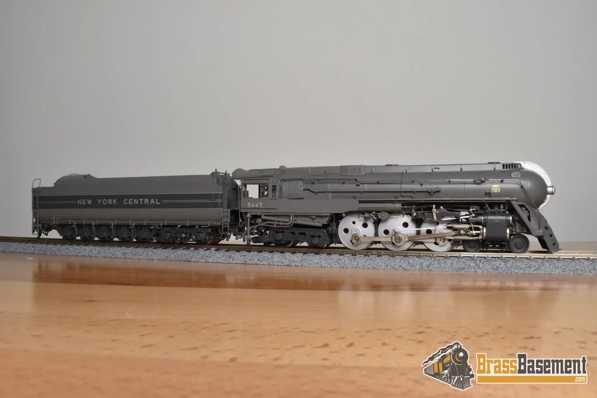 HO Brass - PSC 18256.1 NYC 1945 Era Streamlined Dreyfuss Hudson J3a 4-6-4 #5447 PT-4 Centipede Tender - #4/16 FP