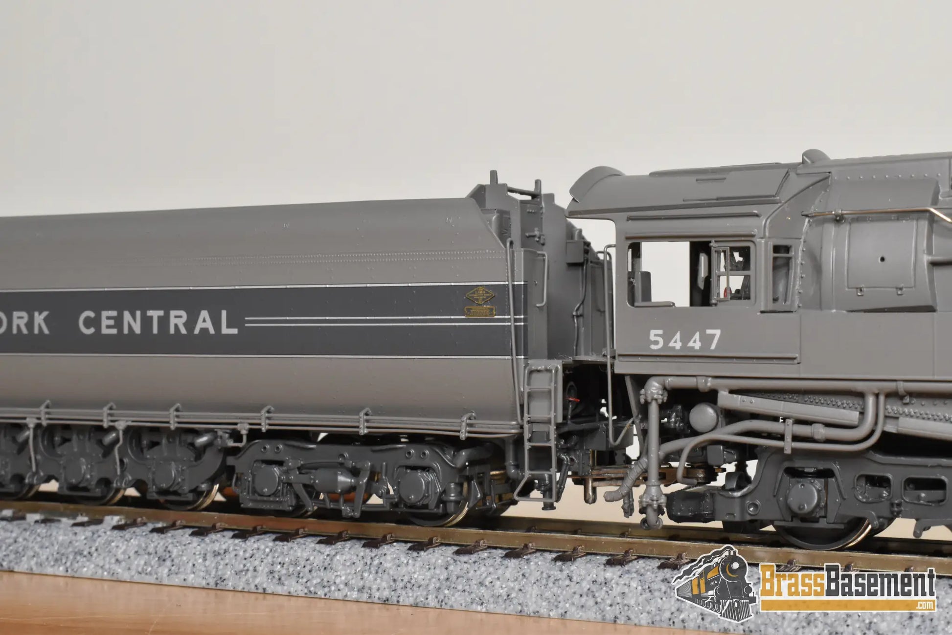 HO Brass - PSC 18256.1 NYC 1945 Era Streamlined Dreyfuss Hudson J3a 4-6-4 #5447 PT-4 Centipede Tender - #4/16 FP