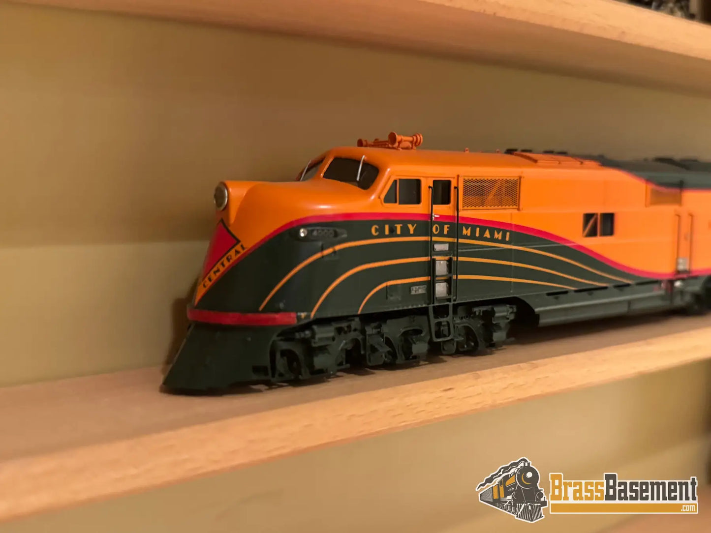 HO Brass - Railway Classics IC01 Illinois Central IC 1940 City of Miami 7-Car Set - W/ Interiors Passenger