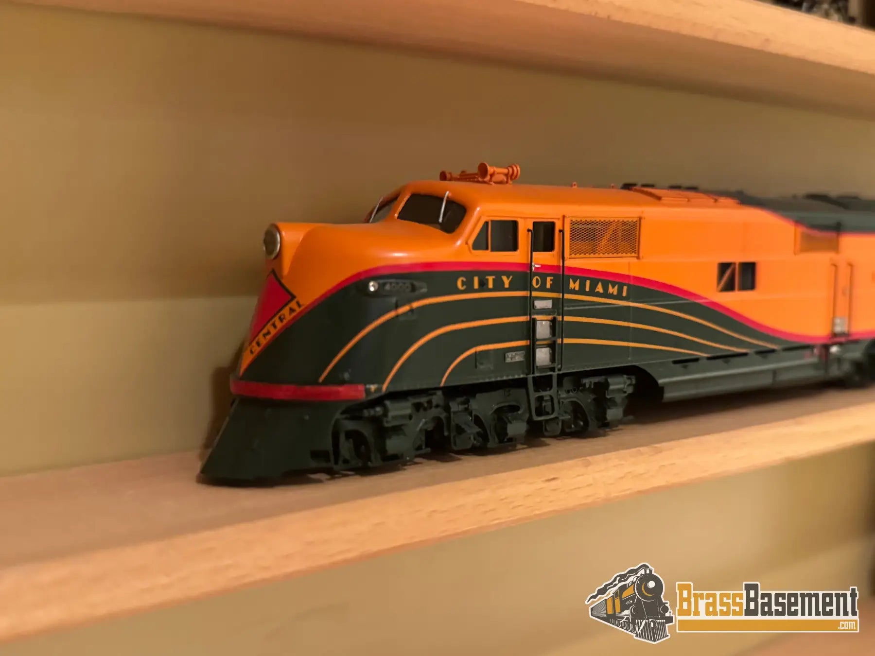 HO Brass - Railway Classics IC01 Illinois Central IC 1940 City of Miami 7-Car Set - W/ Interiors Passenger