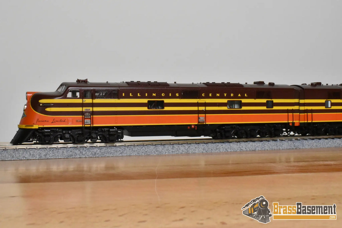 HO Brass - Railway Classics ICE6AA2PL Illinois Central E6A-A ’Panama Limited’ 1940+ - MINT - Diesel