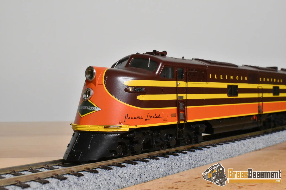 HO Brass - Railway Classics ICE6AA2PL Illinois Central E6A-A ’Panama Limited’ 1940+ - MINT - Diesel