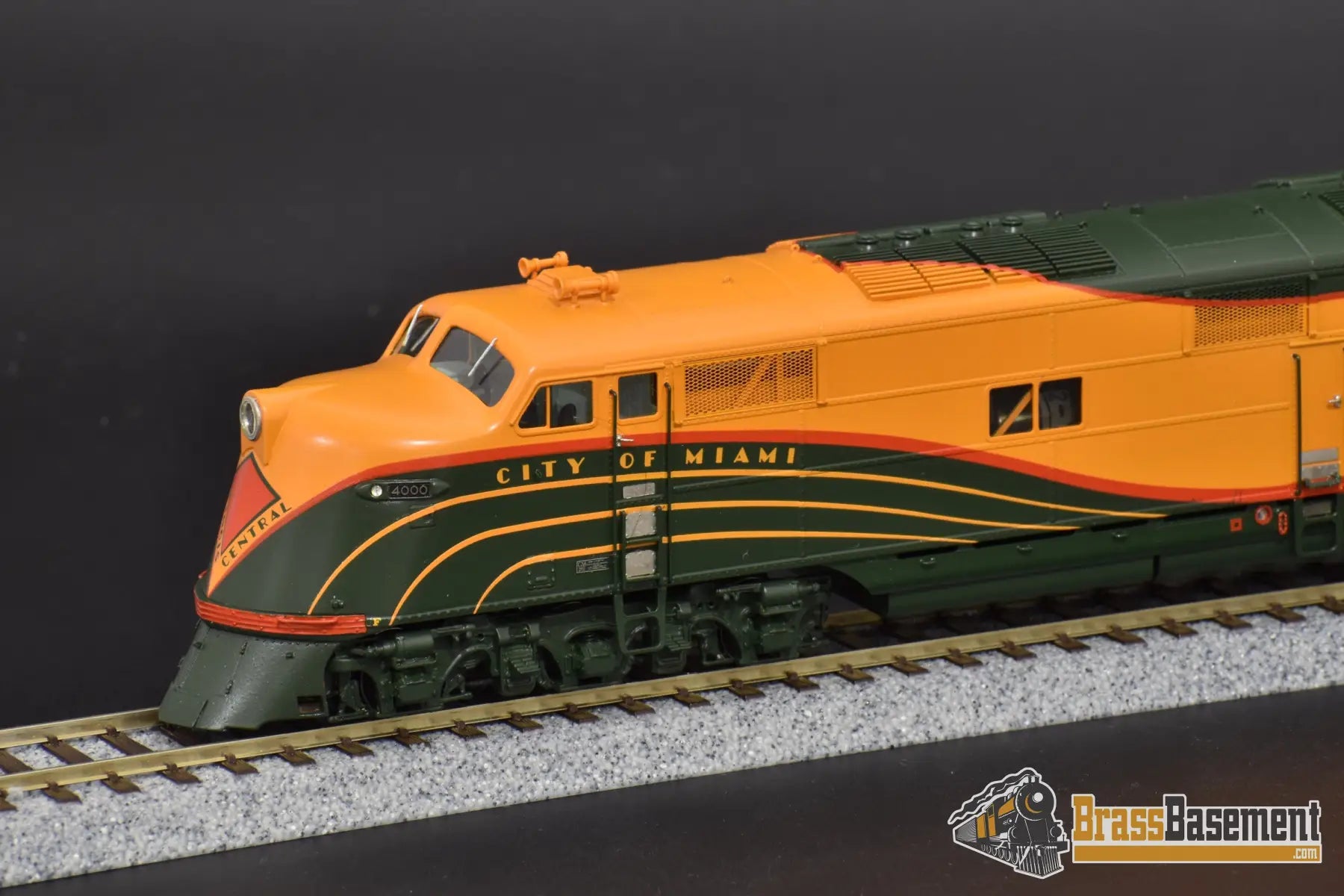 Ho Brass - Railway Classics Rwc Ice6A40 Illinois Central E6A “City Of Miami” Wave Scheme Mint Diesel