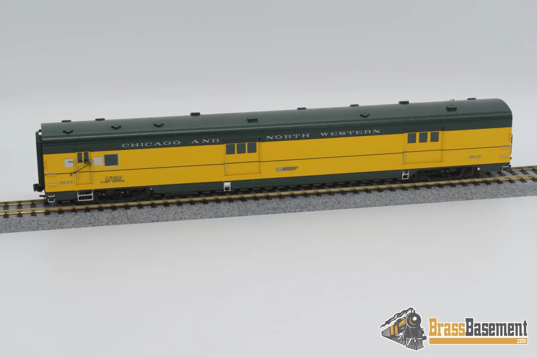Ho Brass - Rwc Railway Classics Cnw12 Baggage 60’ Mail Rpo Factory Paint Passenger