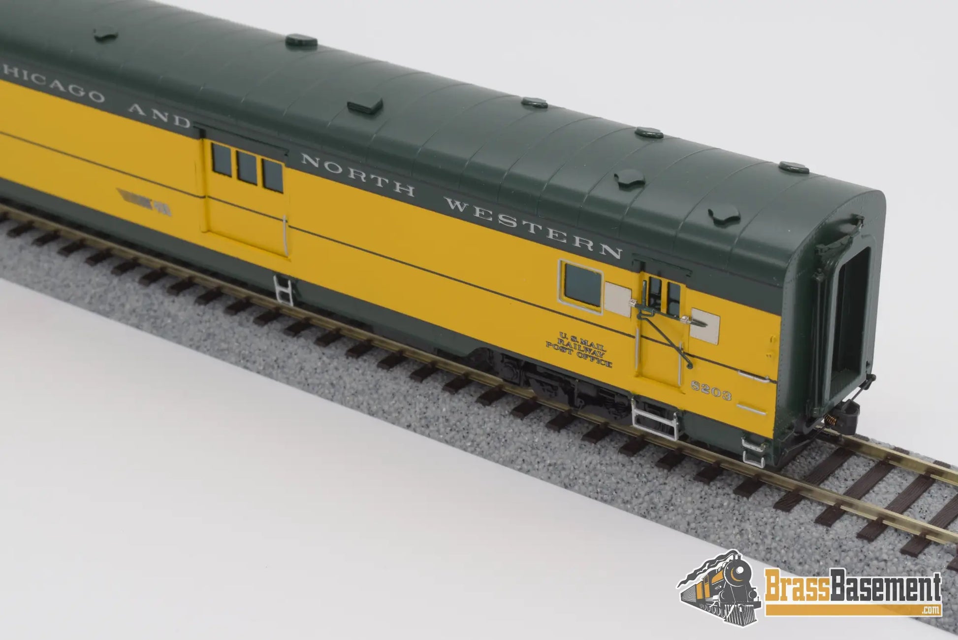 Ho Brass - Rwc Railway Classics Cnw12 Baggage 60’ Mail Rpo Factory Paint Passenger