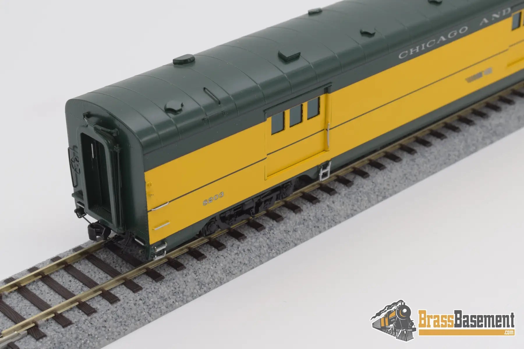 Ho Brass - Rwc Railway Classics Cnw12 Baggage 60’ Mail Rpo Factory Paint Passenger