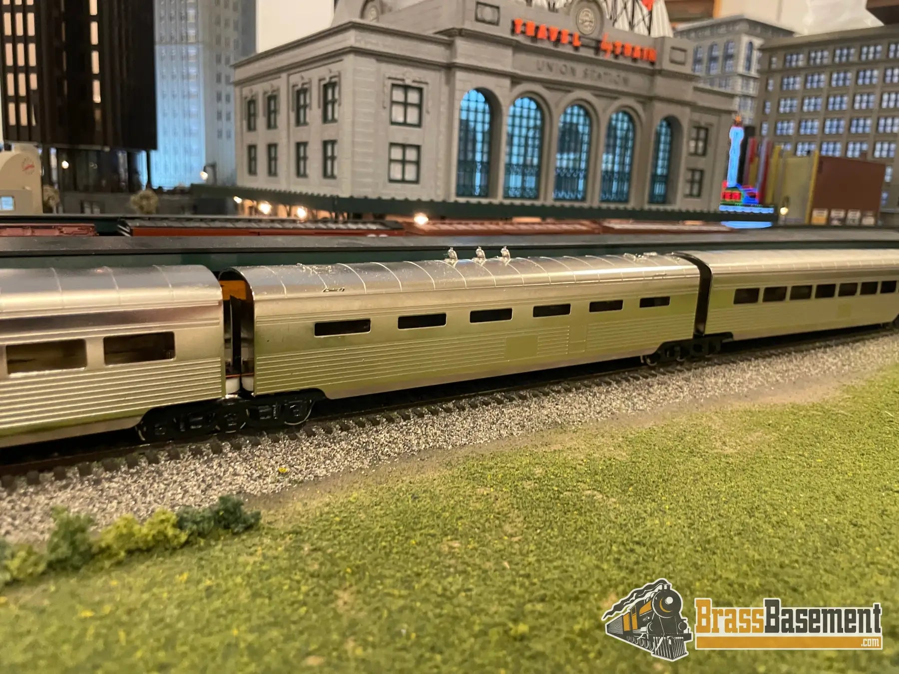 Ho Brass - Soho Southern Pacific Three Unit Diner W/ Corrugated Siding Mint