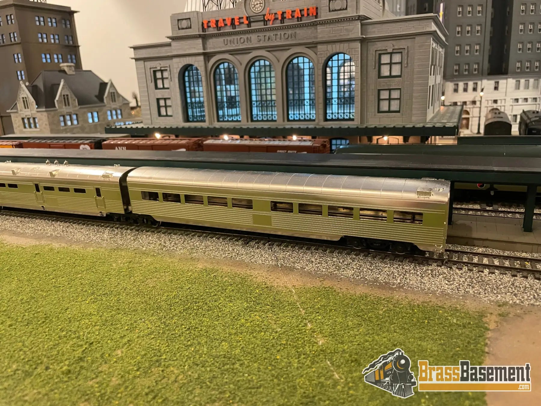 Ho Brass - Soho Southern Pacific Three Unit Diner W/ Corrugated Siding Mint