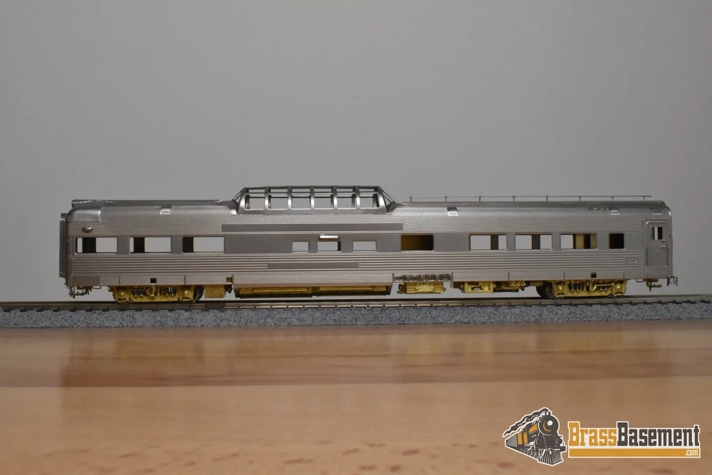 HO Brass - SSL Shoreham CBQ10 Denver Zephyr CB&Q Vista-Dome Parlor Buffet Observation - Unpainted - Passenger