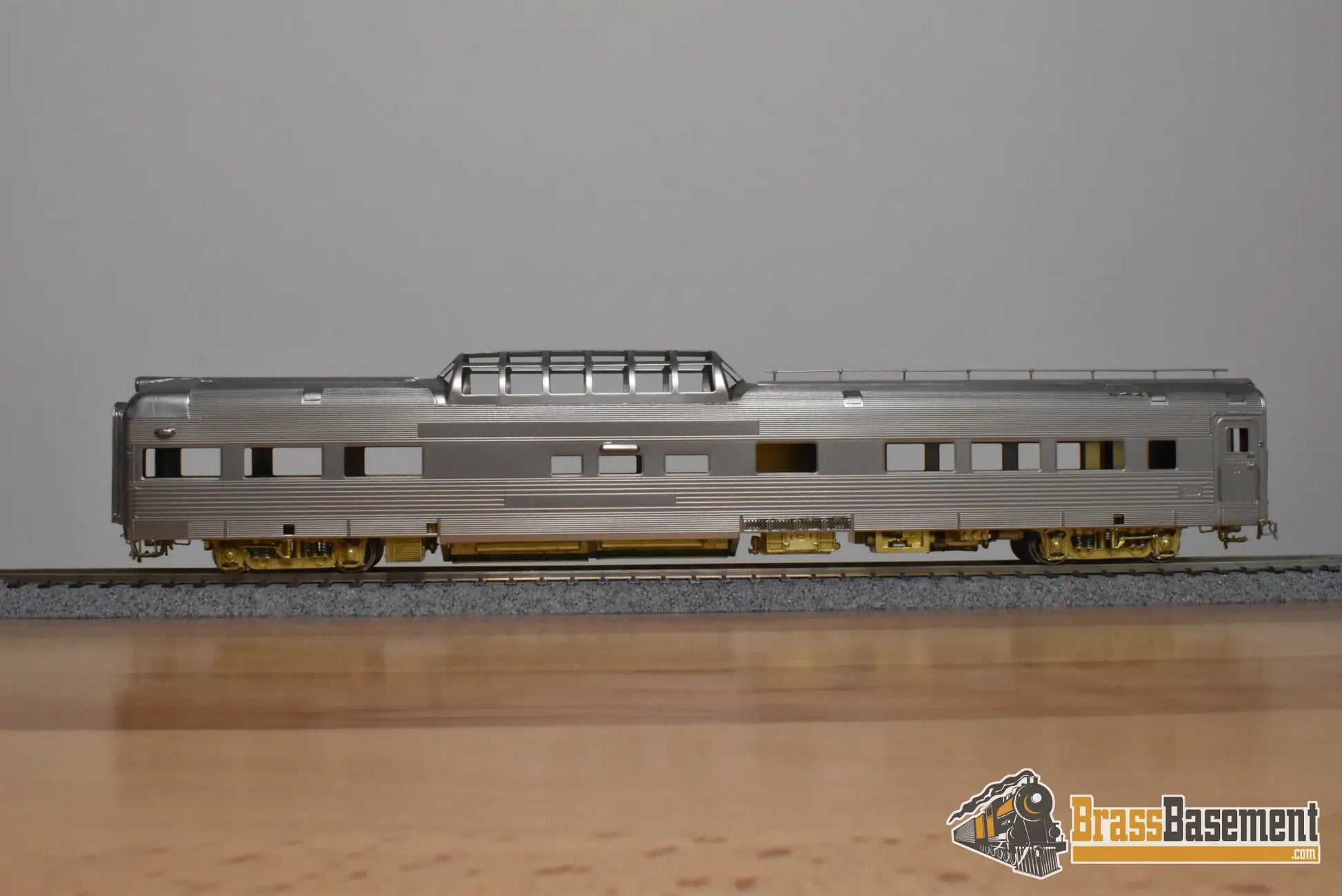 HO Brass - SSL Shoreham CBQ10 Denver Zephyr CB&Q Vista-Dome Parlor Buffet Observation - Unpainted - Passenger