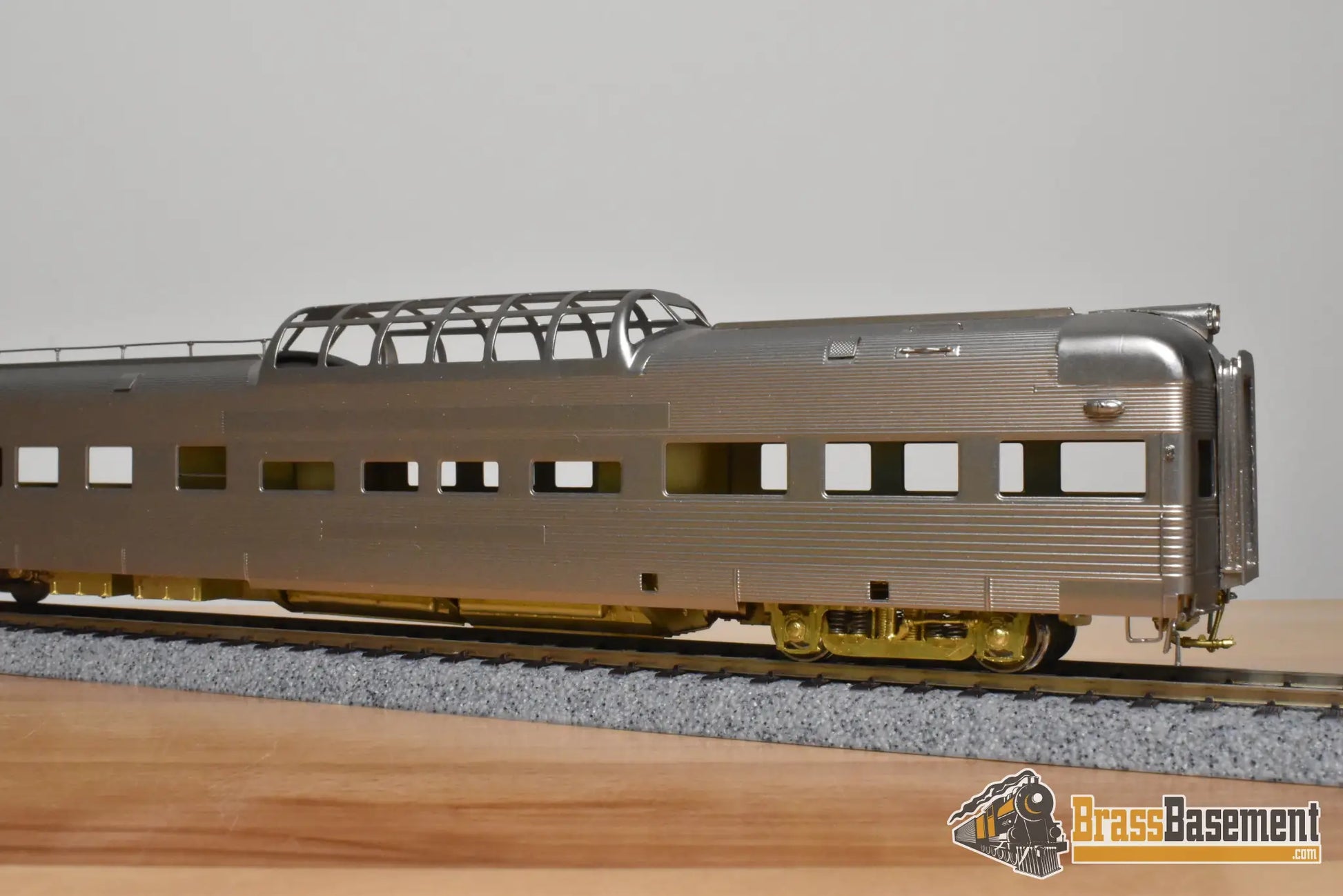 HO Brass - SSL Shoreham CBQ10 Denver Zephyr CB&Q Vista-Dome Parlor Buffet Observation - Unpainted - Passenger