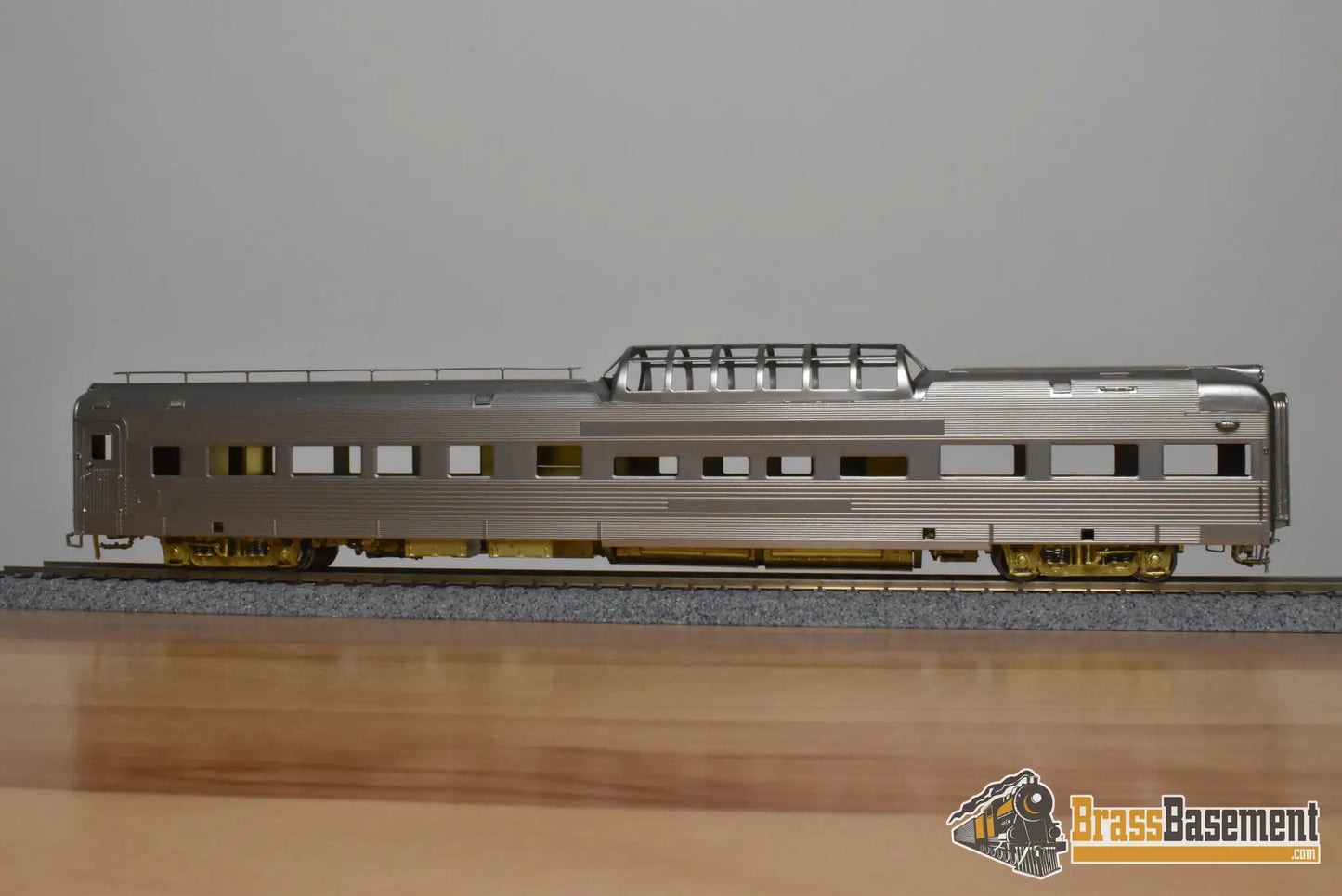 HO Brass - SSL Shoreham CBQ10 Denver Zephyr CB&Q Vista-Dome Parlor Buffet Observation - Unpainted - Passenger