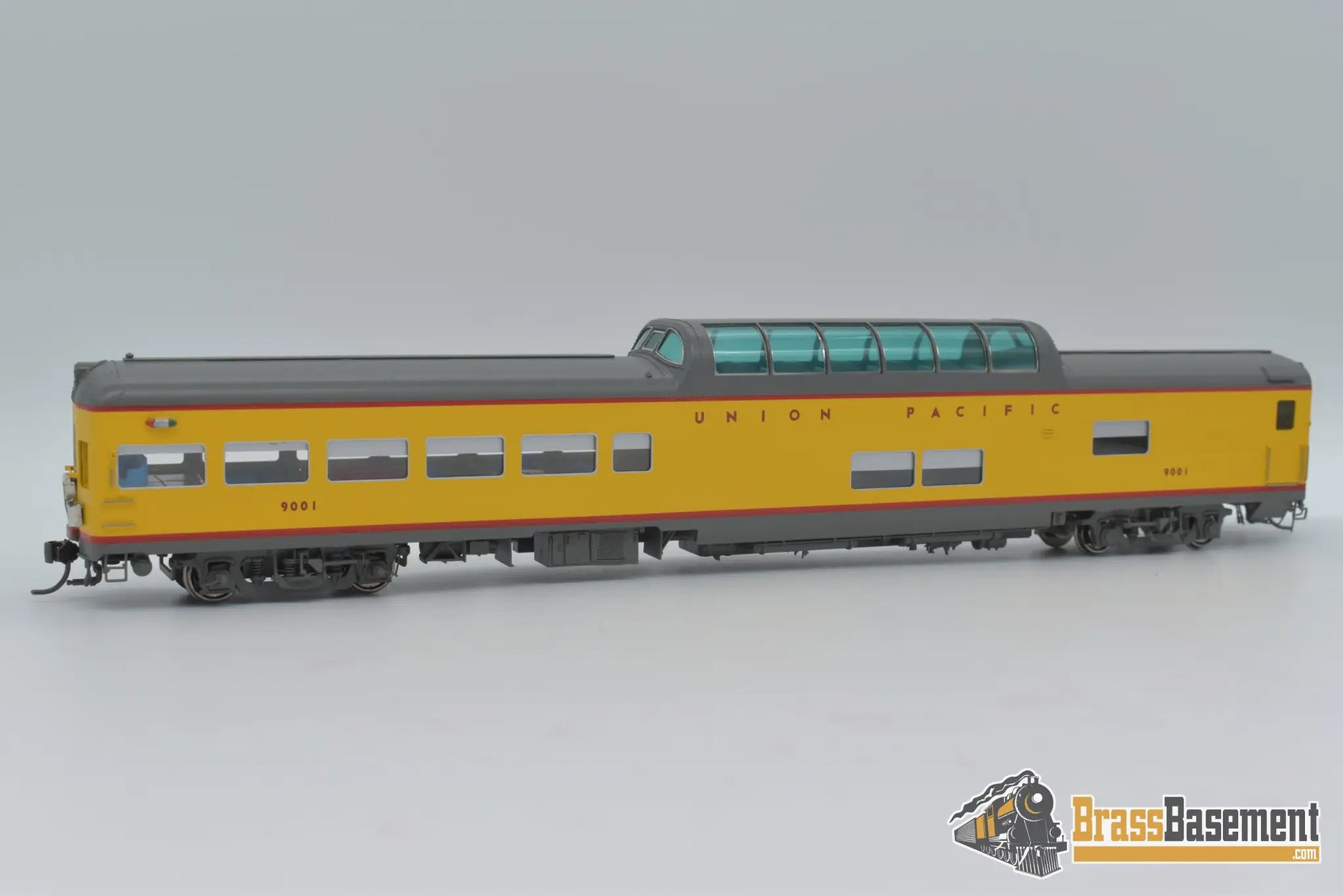 Ho Brass - Tcy 1382.10 Union Pacific Dome Observation Car #9001 - Factory Paint & Tail Light