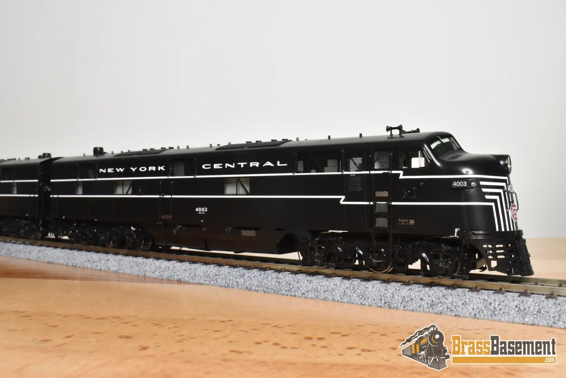 HO Brass - UTI 5353 New York Central NYC E-7A E-7A 1945 Original Scheme - CABOOSE EXCLUSIVE MINT Diesel