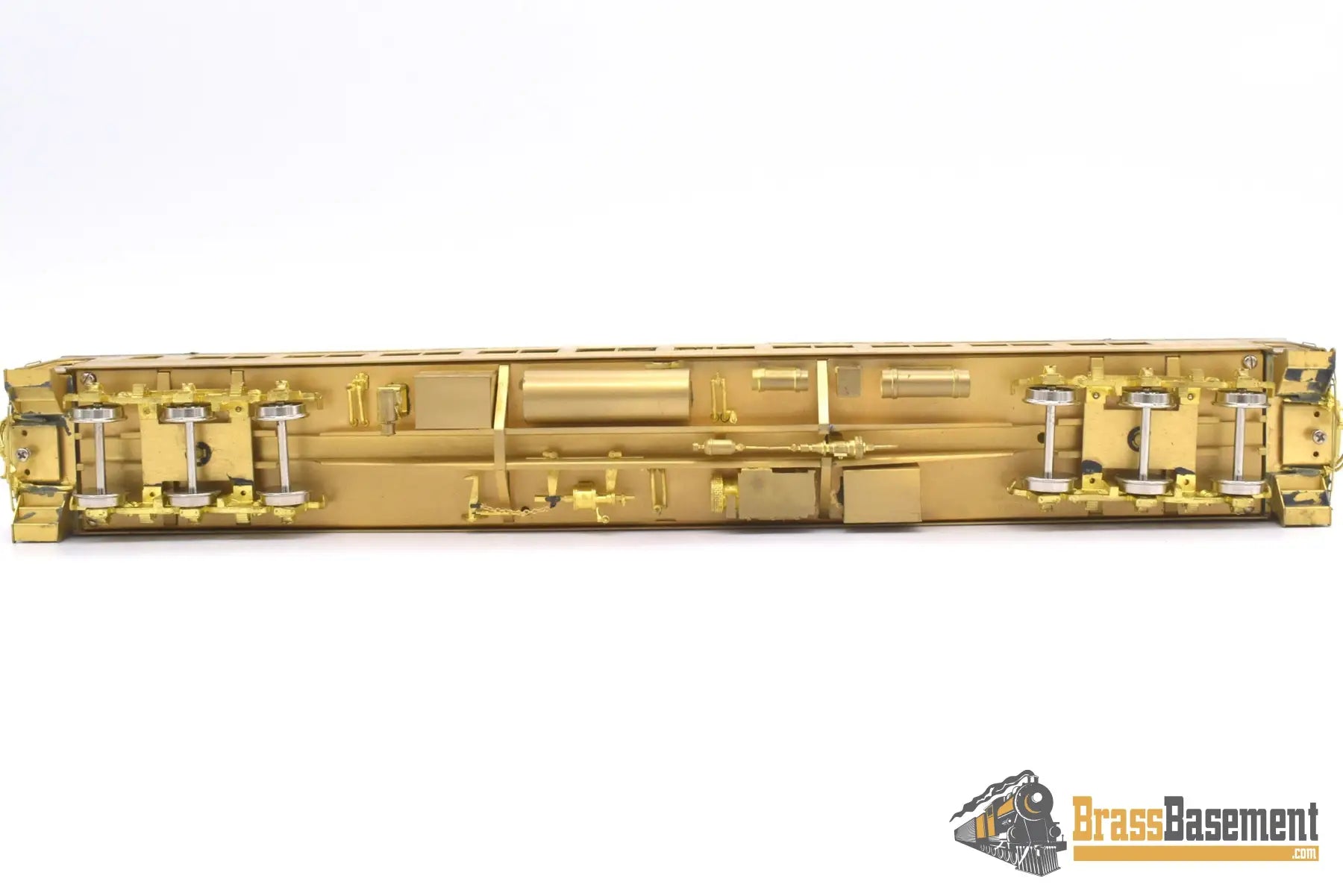 Ho Brass - W&R Northern Pacific Arch Window Coach #1206 - 1227 Unpainted Passenger