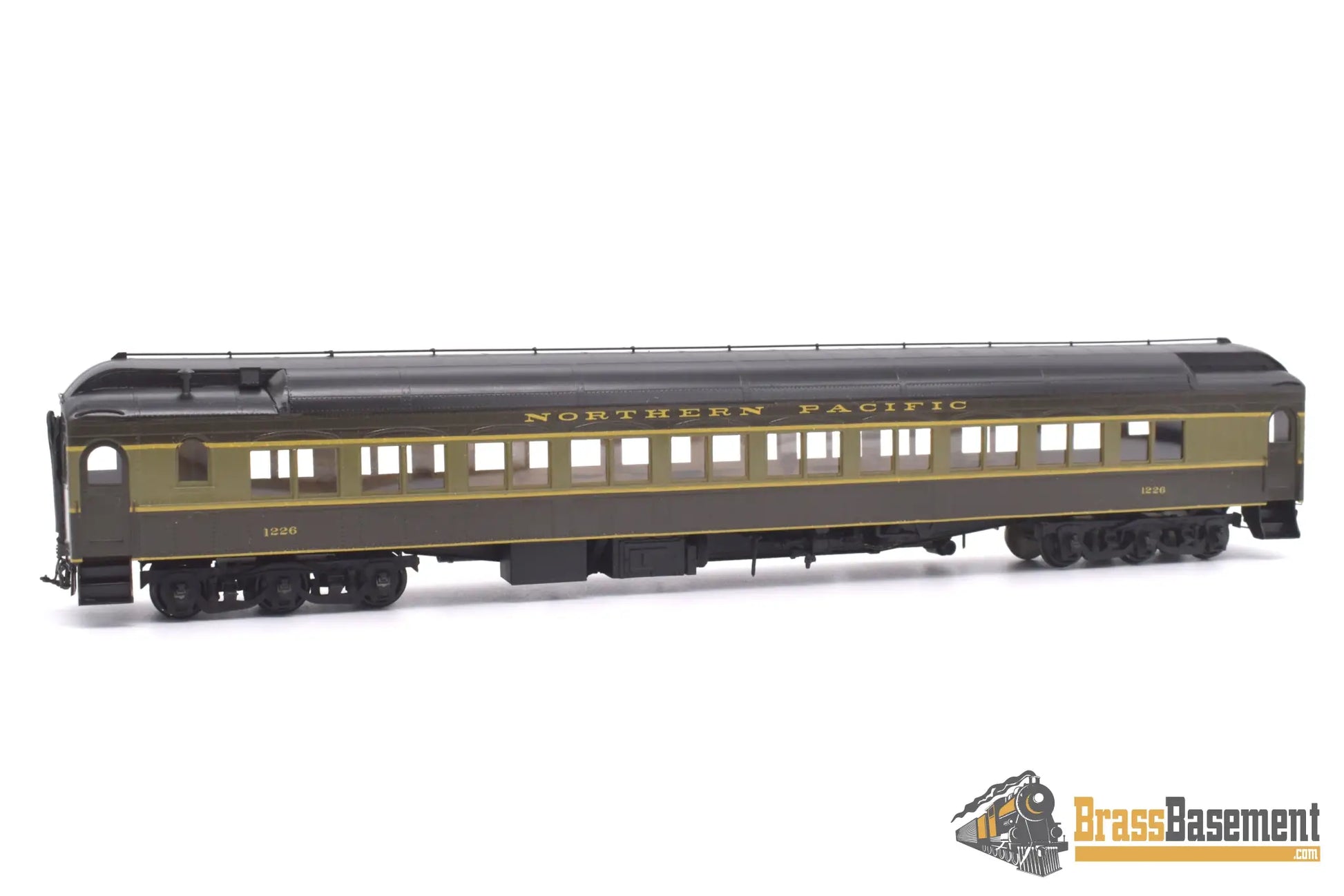 Ho Brass - W&R Northern Pacific Arch Window Coach #1226 Custom Paint Passenger