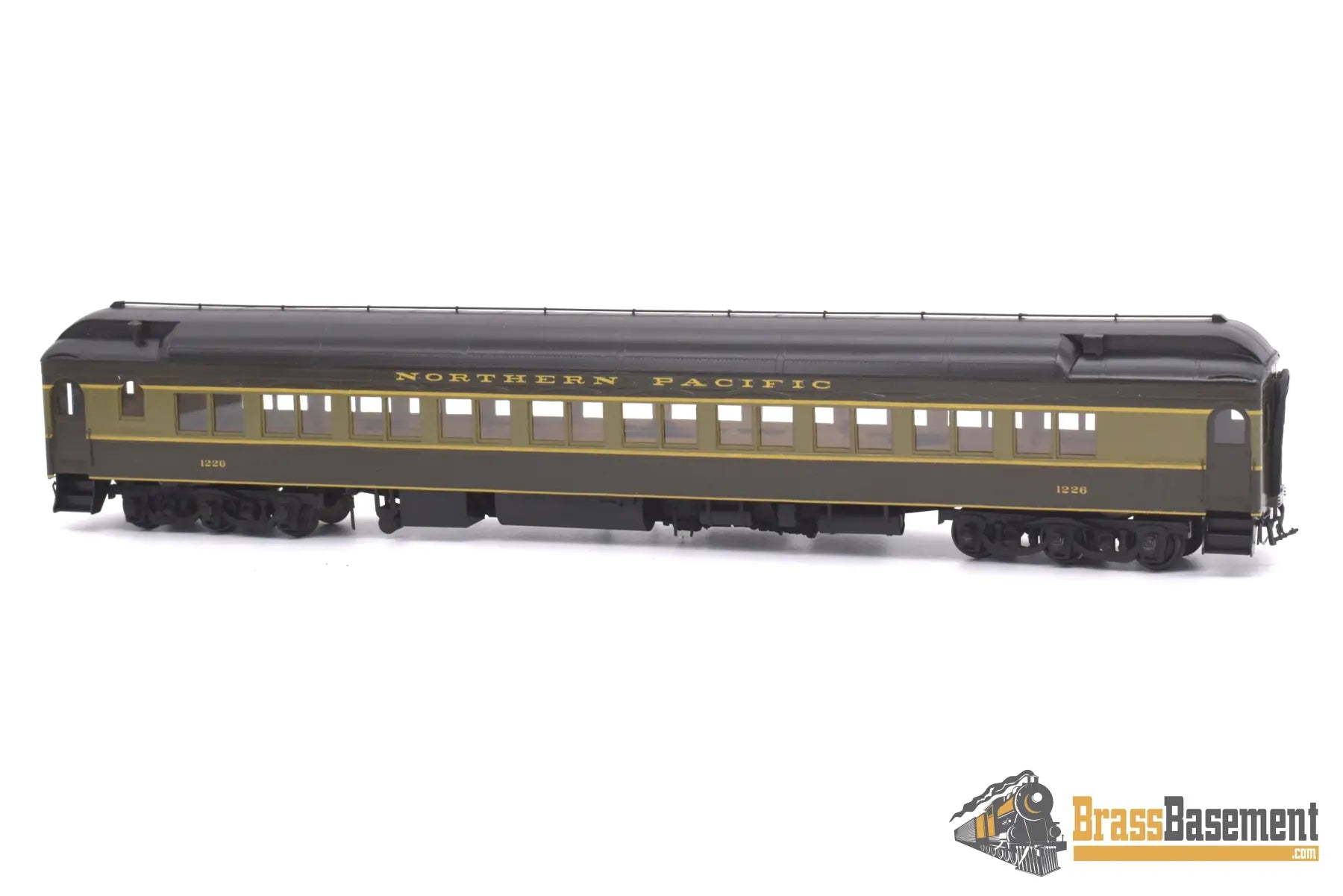 Ho Brass - W&R Northern Pacific Arch Window Coach #1226 Custom Paint Passenger