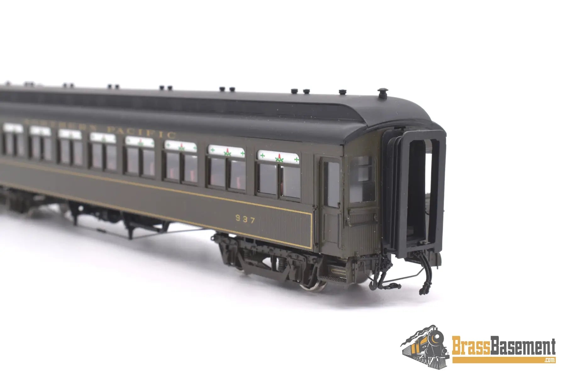 Ho Brass - W&R Northern Pacific First Class Coach #937 - Pullman Green W/ Gold Pinstripes Passenger