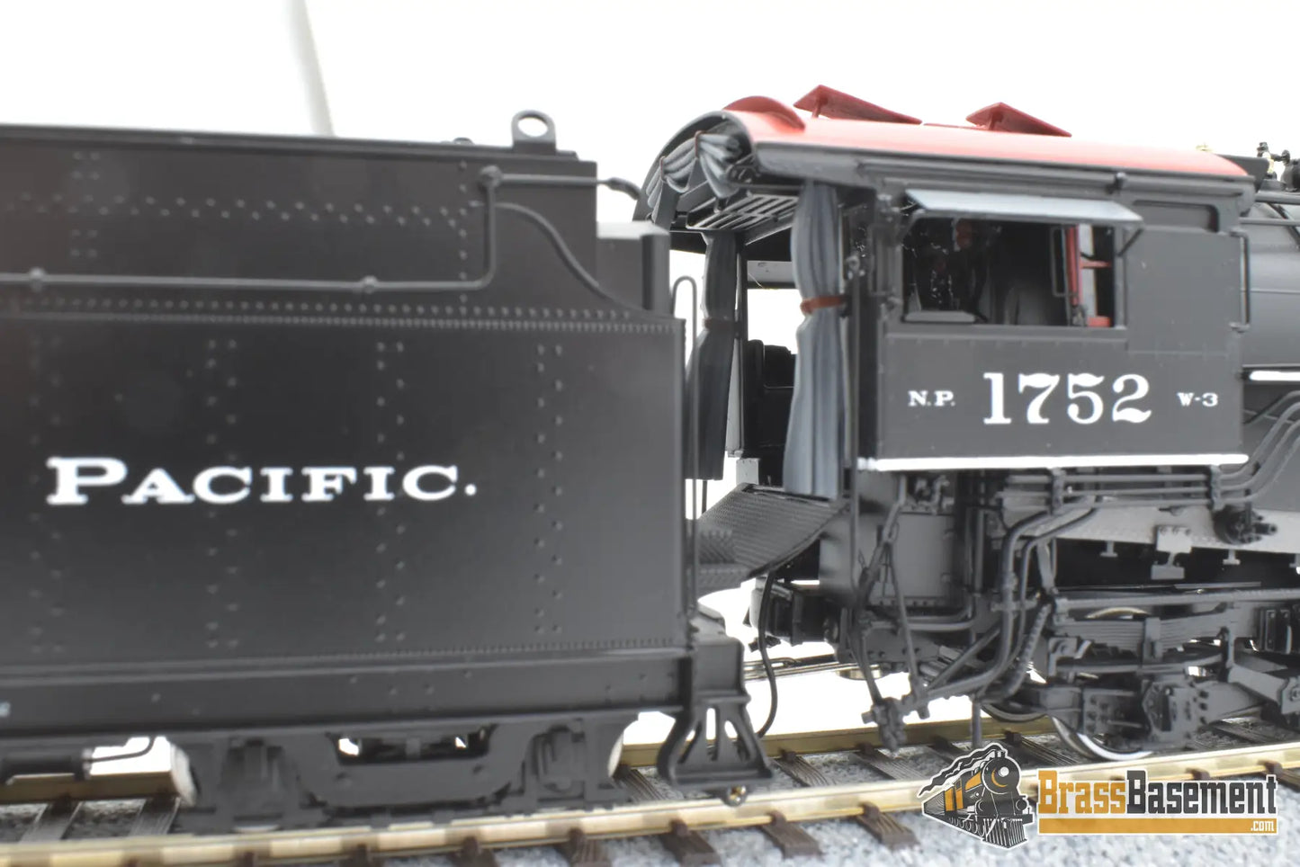 Ho Brass - W&R Northern Pacific Np W-3 2-8-2 #1752 Version 1B F/P Oil C-8 Steam