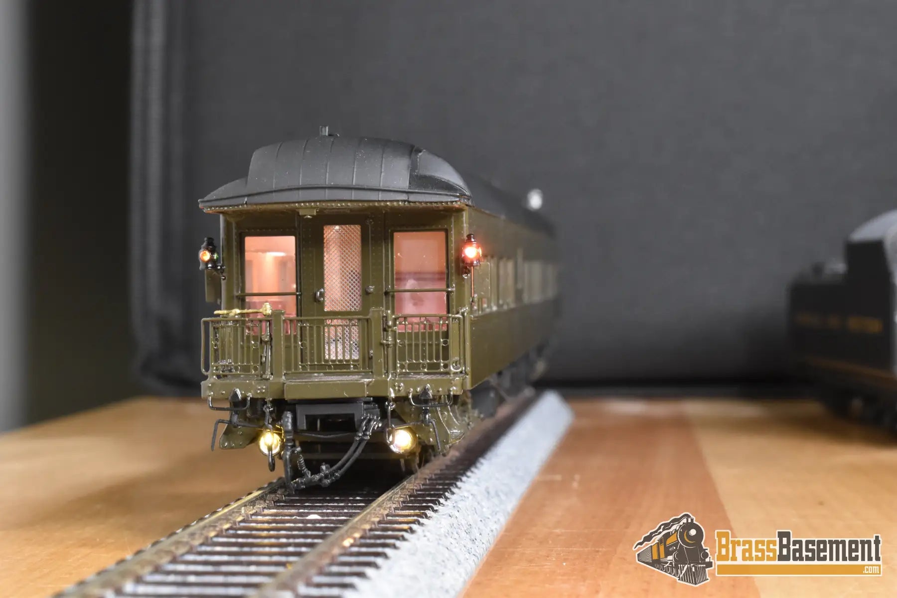 HO Brass - W&R NP Northern Pacific Business Car #5 ’Pullman Green’ - Lighted - Mint Passenger