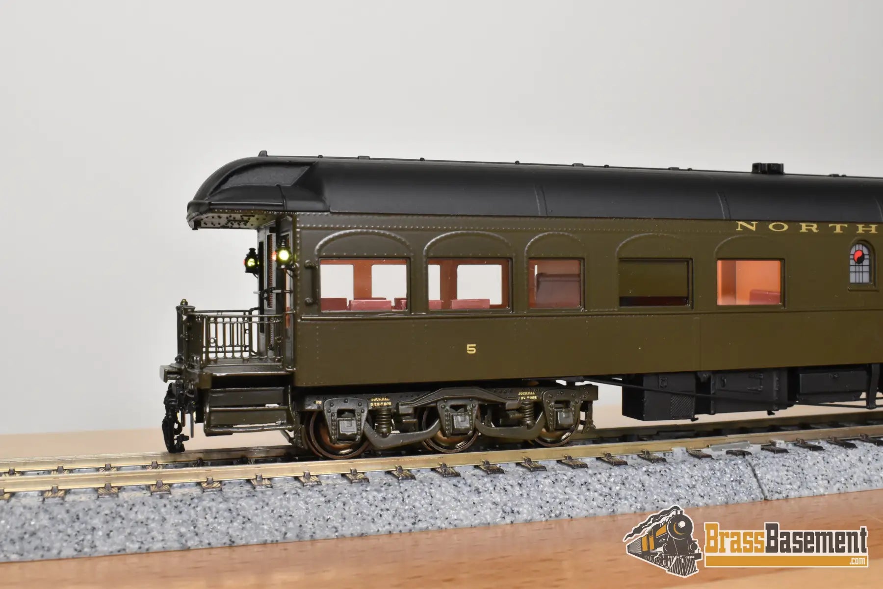 HO Brass - W&R NP Northern Pacific Business Car #5 ’Pullman Green’ - Lighted - Mint Passenger