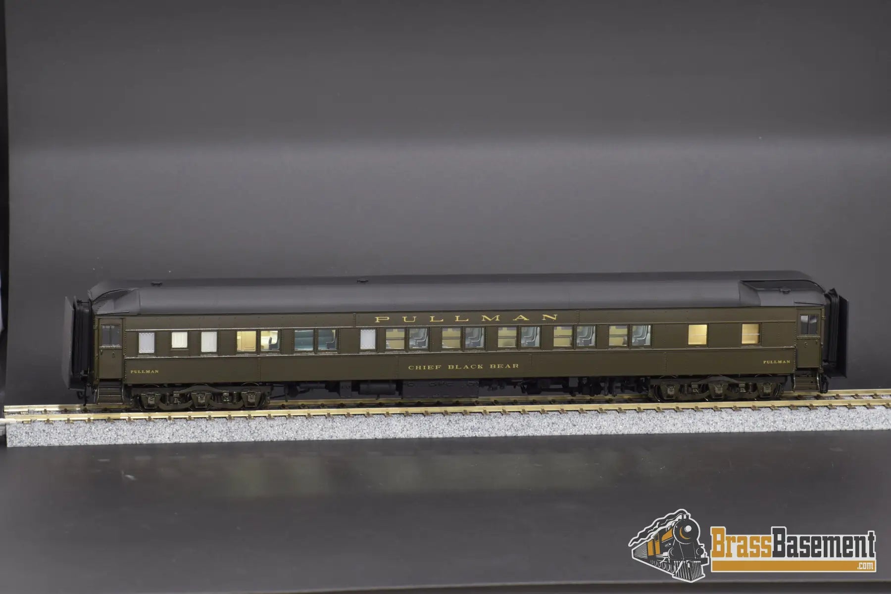 Ho Brass - W&R Pullman 10 - 1 - 1 ’Chief Black Bear’ Sleeper Green Passenger