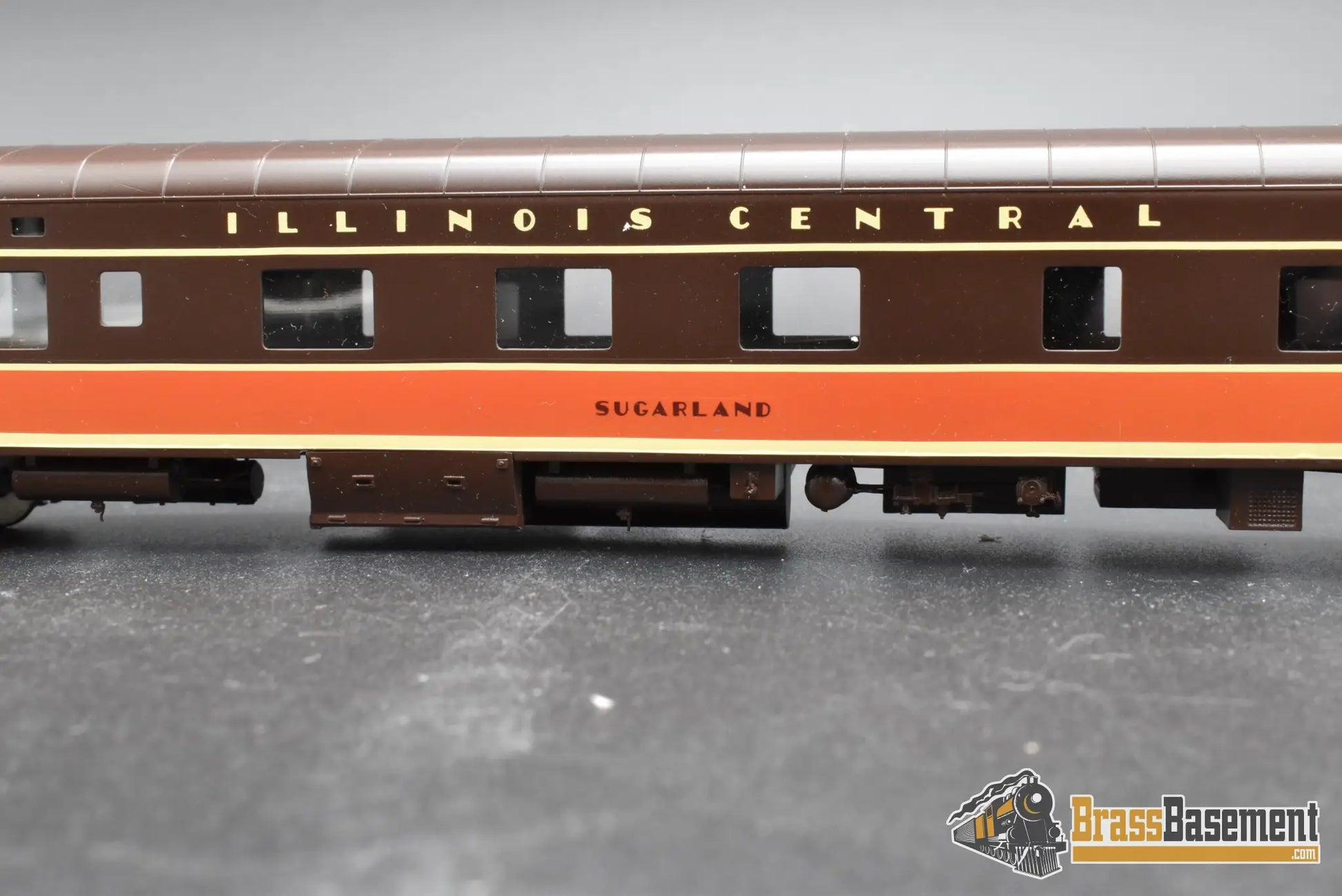 HO Brass – Wasatch Plan 4099 Illinois Central “Sugarland” Passenger Car – Factory Painted – Mint Passenger