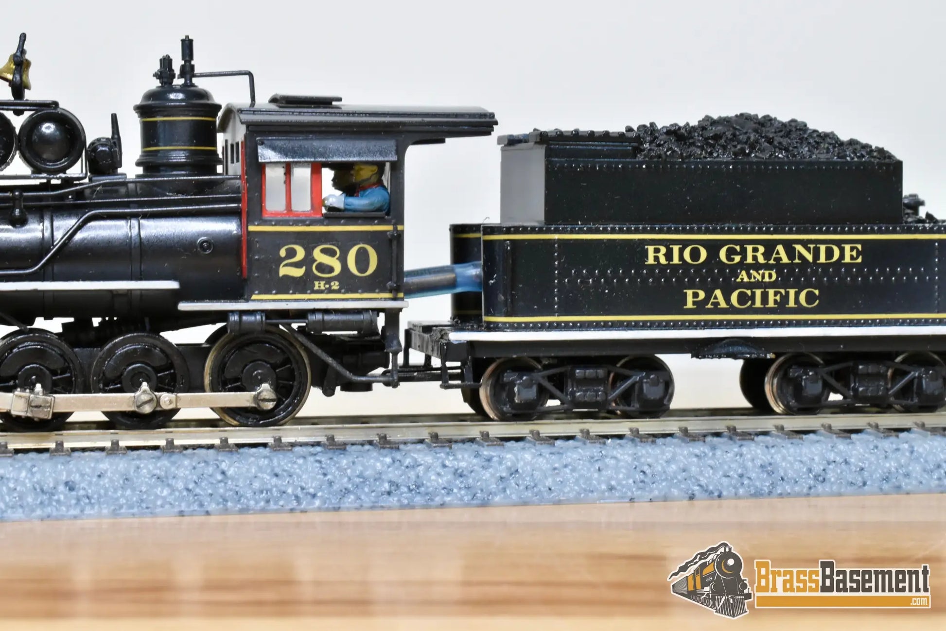 HOn3 Brass - PFM United C&S Colorado & Southern 2-8-0 Private Road Rio Grande & Pacific - Pro Paint - Steam