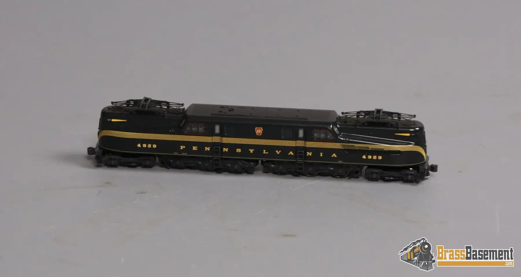 N Scale - Kato GG1 Pennsylvania Railroad #4929 N Scale Electric Locomotive