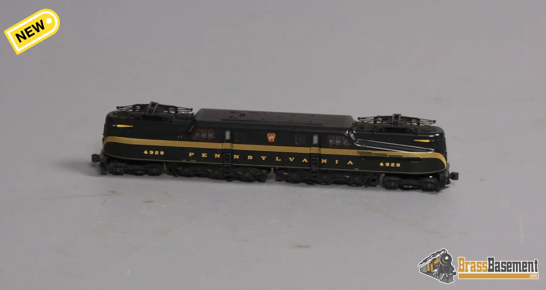 N Scale - Kato GG1 Pennsylvania Railroad #4929 N Scale Electric Locomotive