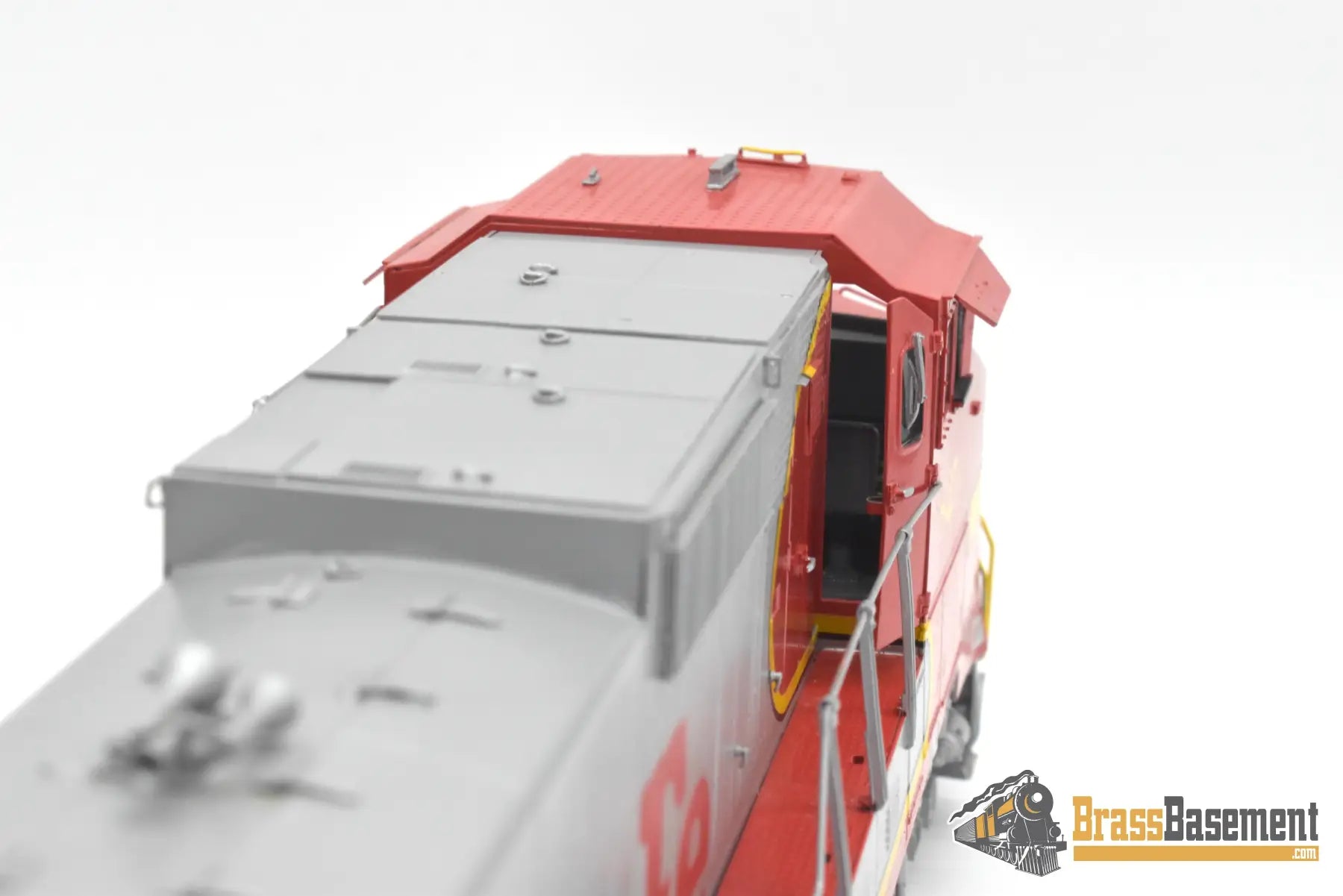 O Brass - OMI 0455.1 Santa Fe ATSF C40-8W #825 - F/P No Box - Damaged Diesel