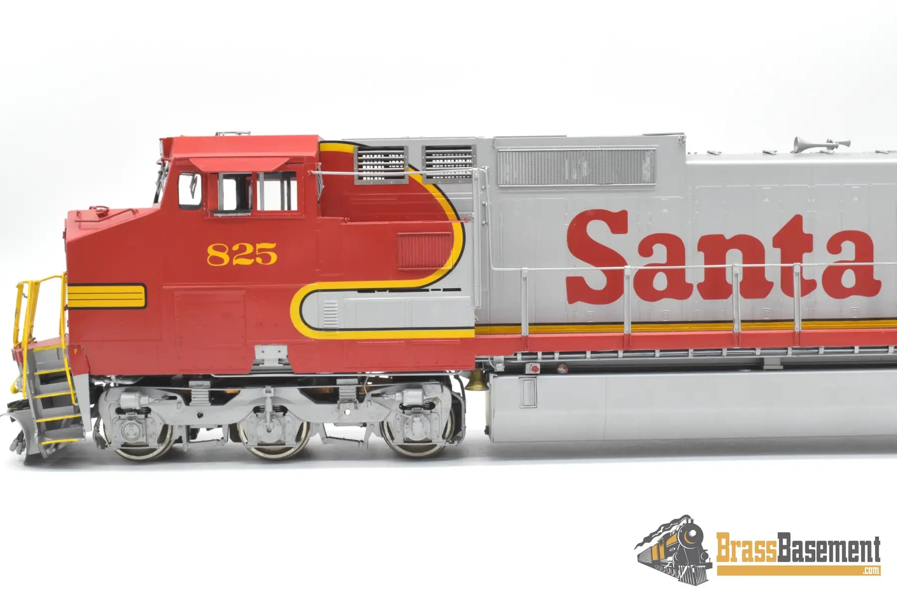 O Brass - OMI 0455.1 Santa Fe ATSF C40-8W #825 - F/P No Box - Damaged Diesel
