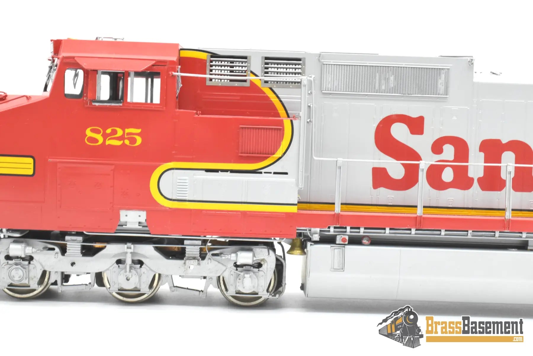 O Brass - OMI 0455.1 Santa Fe ATSF C40-8W #825 - F/P No Box - Damaged Diesel